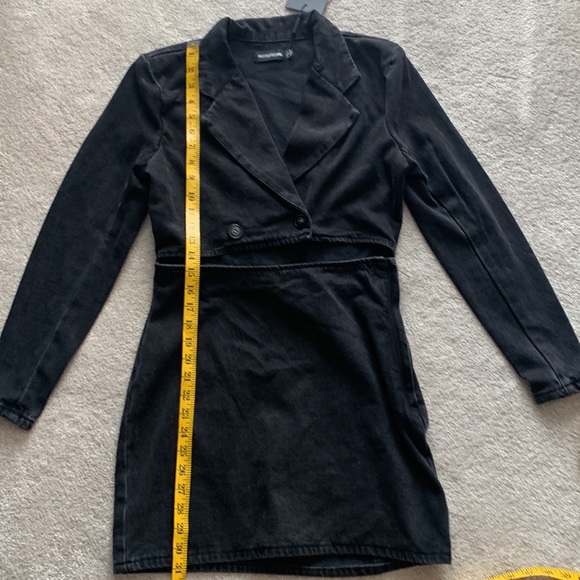 Pretty Little Thing Long Sleeve Dress - Picture 6 of 9